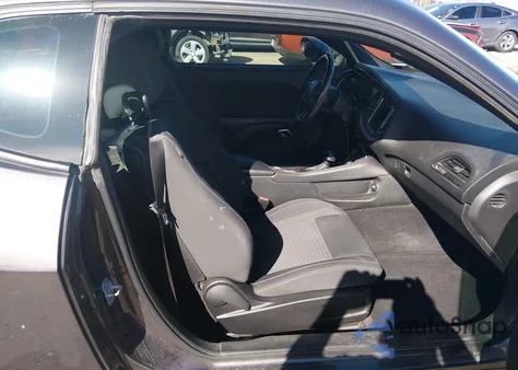 2019 Dodge Challenger Sxt z USA, uszkodzony, nr VIN 2C3CDZAG9KH612590